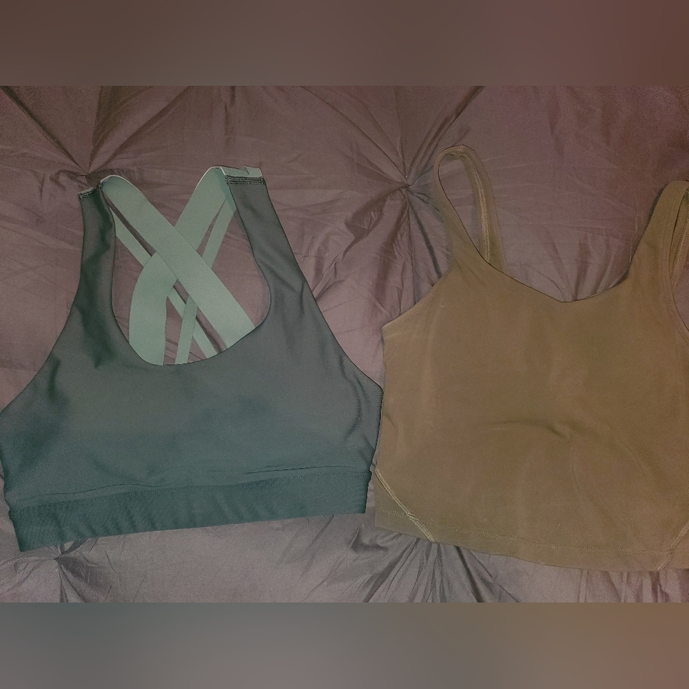 Set of Two Sports Bras in Green